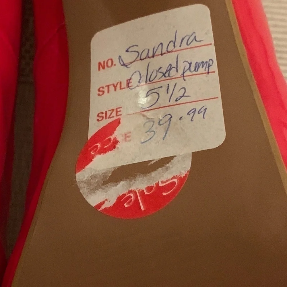 Shoes - Picture 6 of 8